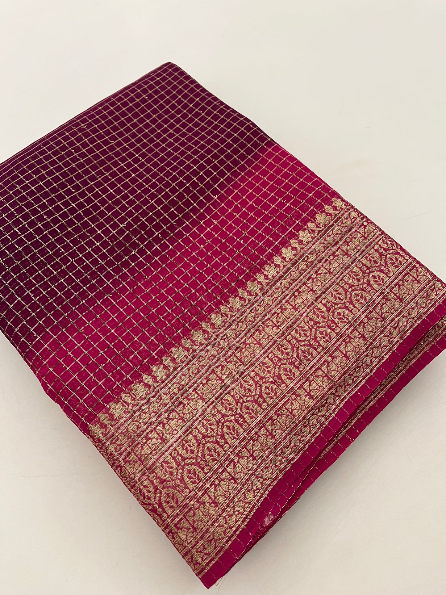 AP7 checks viscose