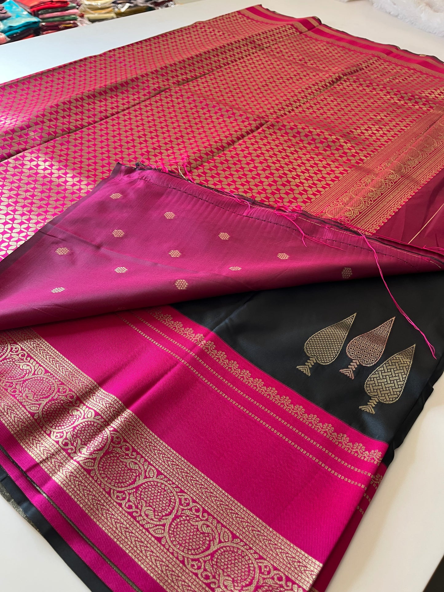 Valkalam Silk