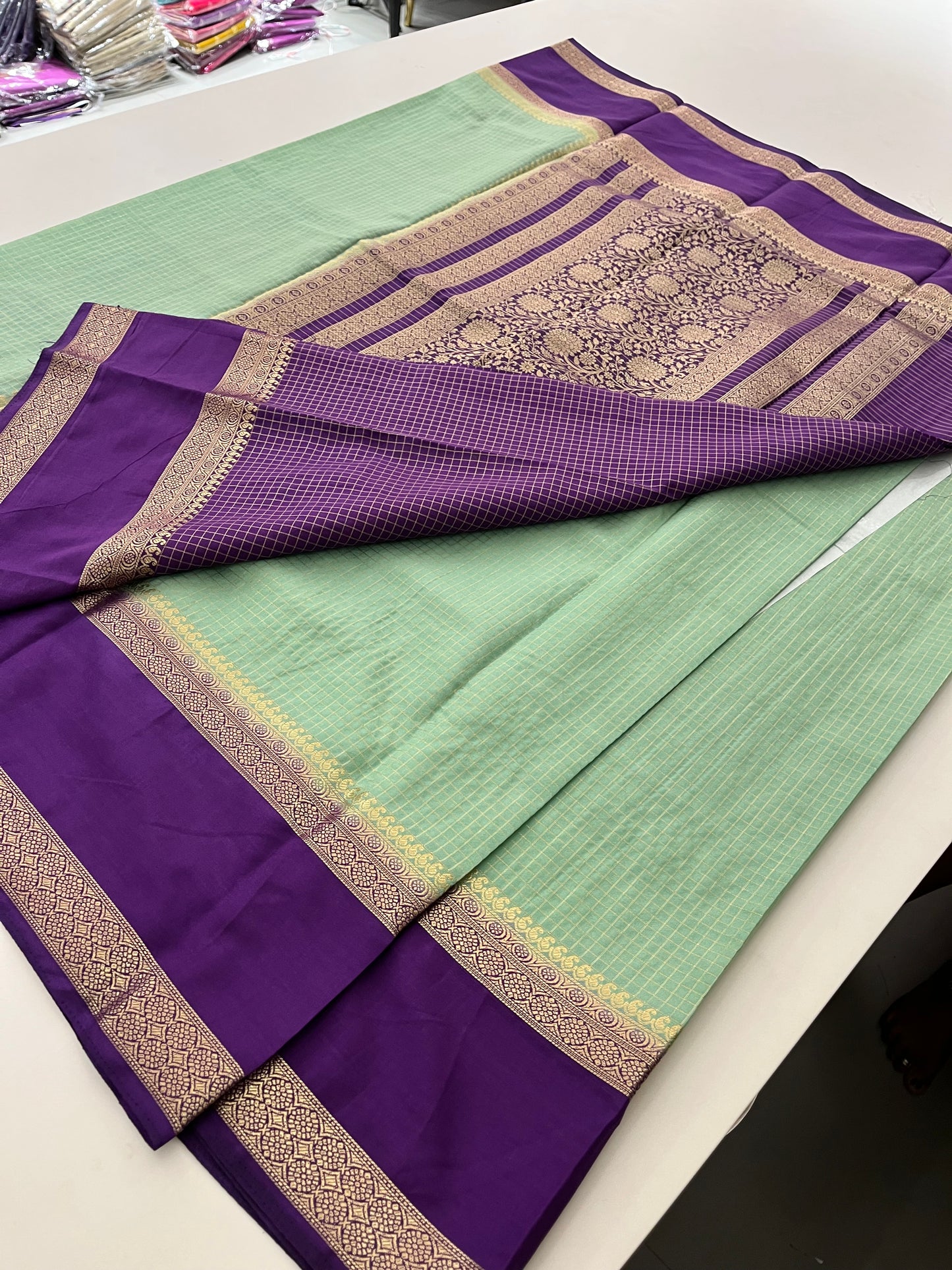 Crepe Small Checks Bentex Border