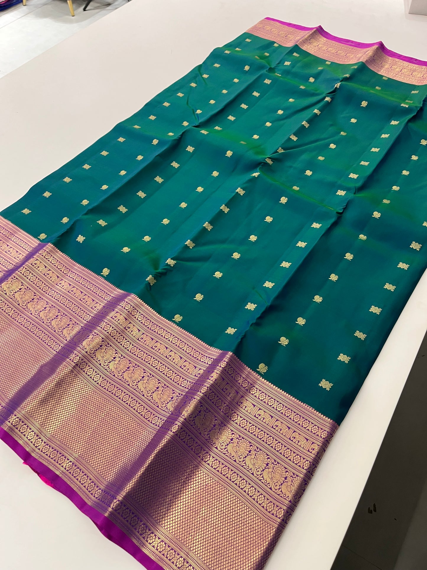 Pure Kanchipuram silk saree with silk mark certified