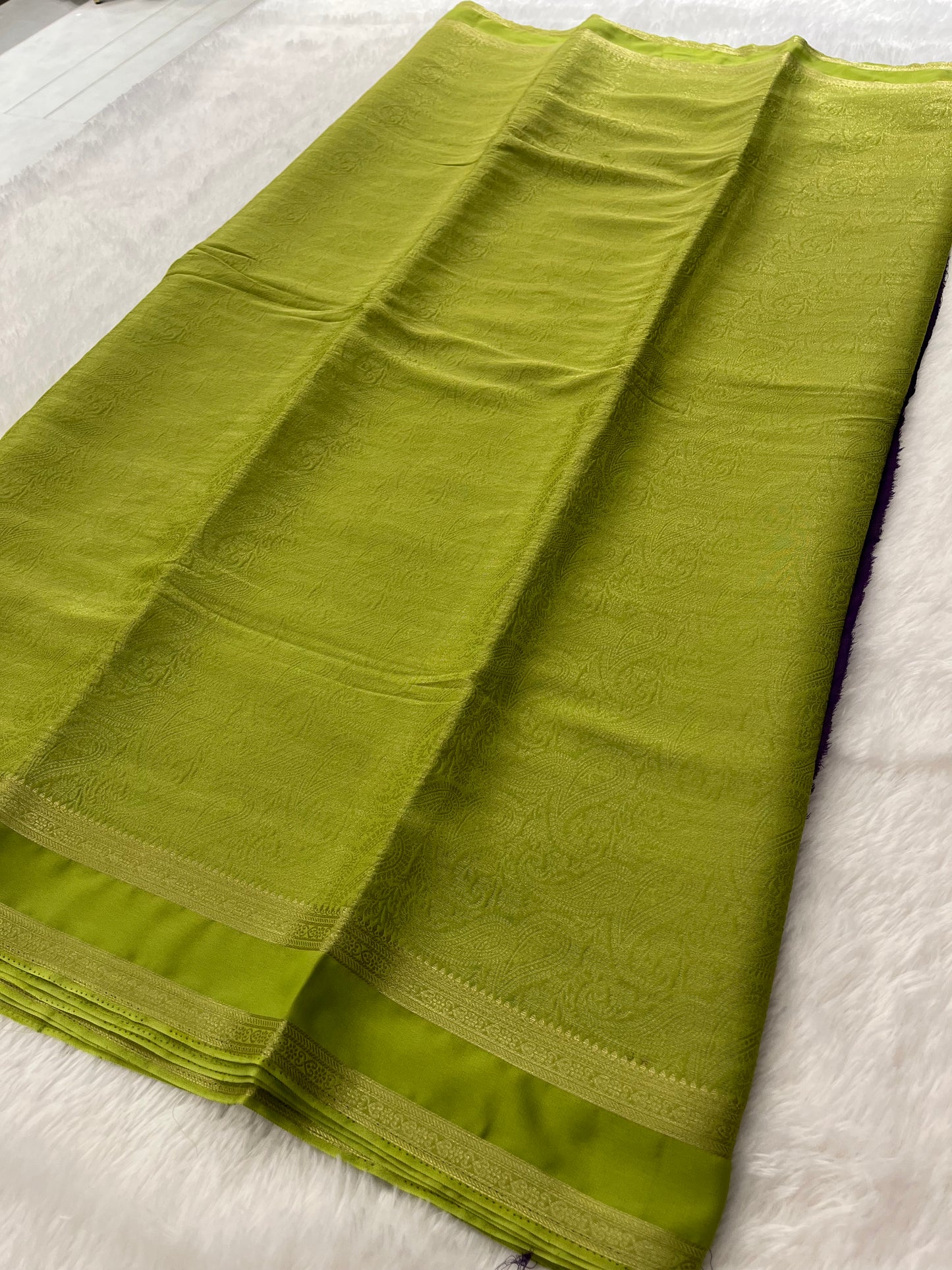 AP30 Banarasi crape silk barcode