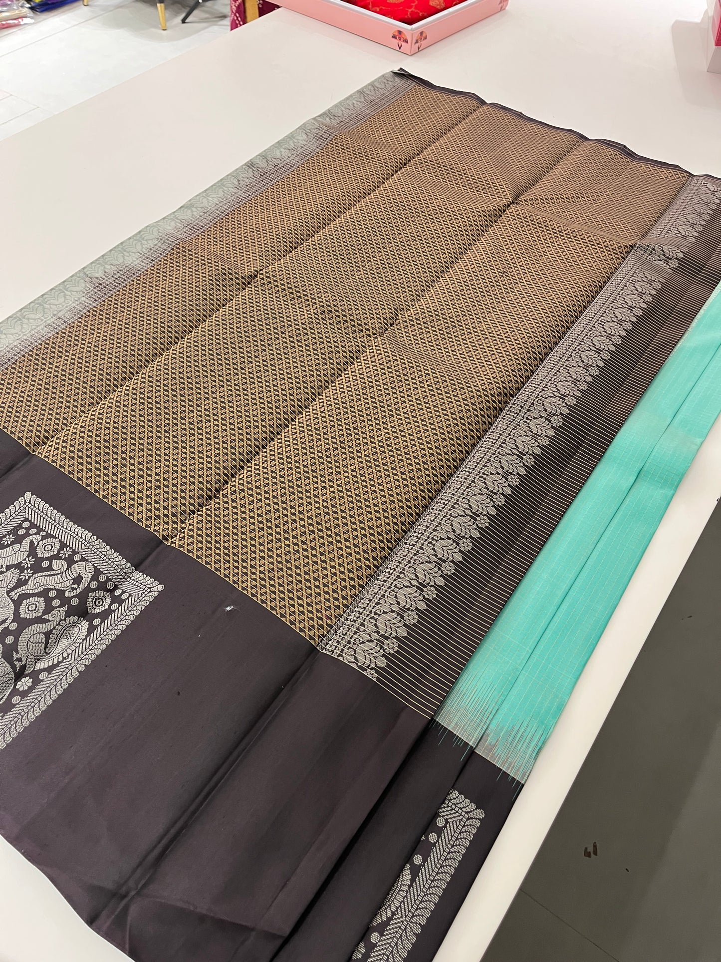 Pure Kanchipuram silk saree with silk mark certified