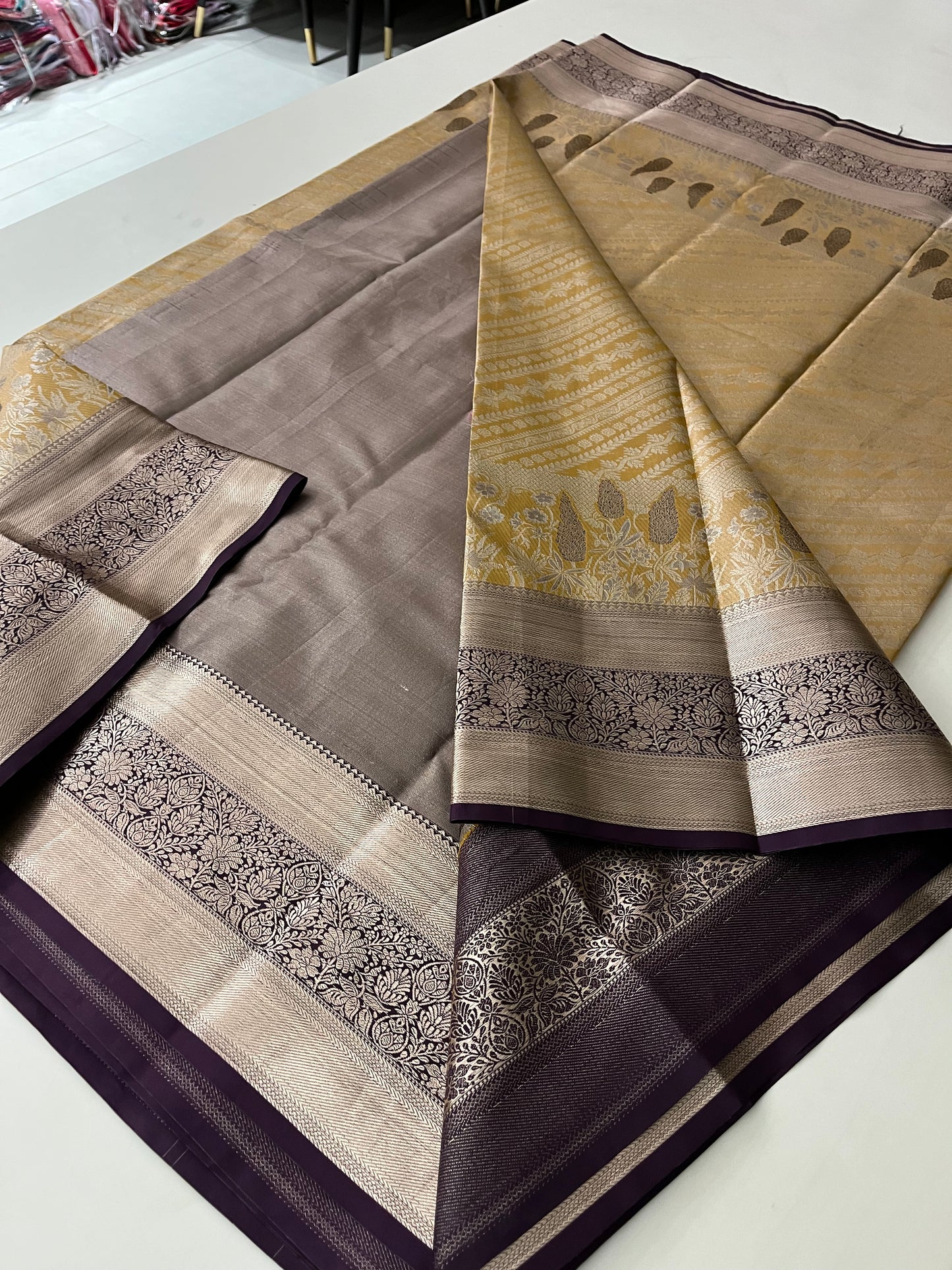 Tissue kanchi semi silk