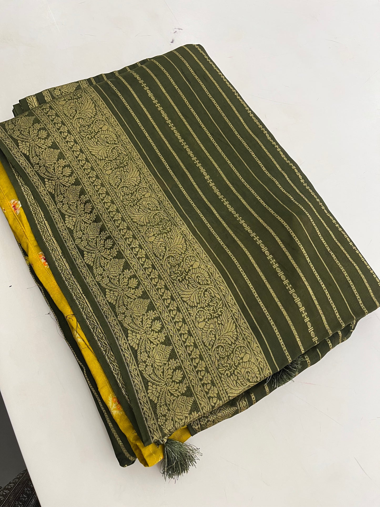MA15 Banarasi crape