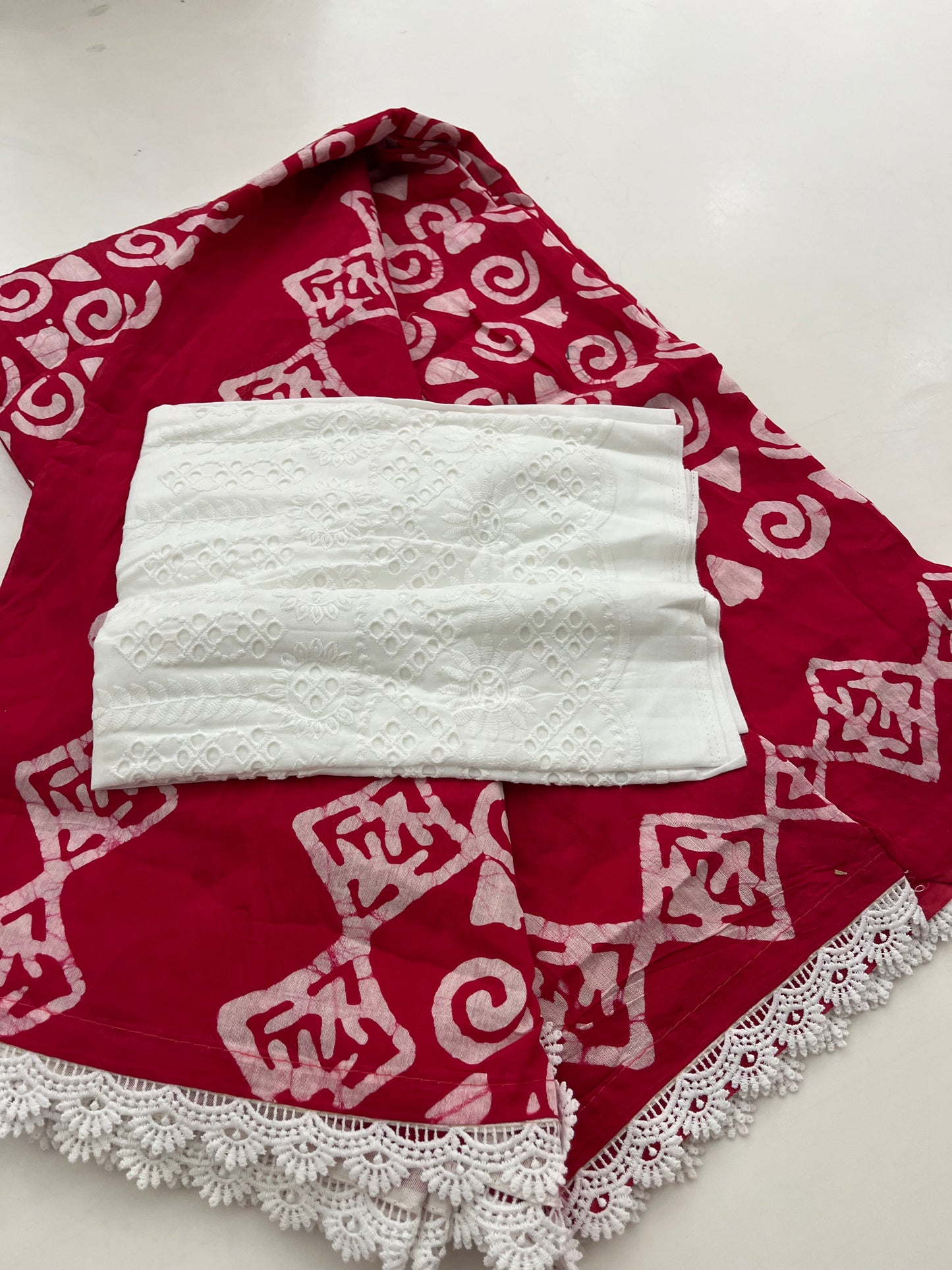 Fancy Soft Cotton Saree With Extra White chikankari Blouse