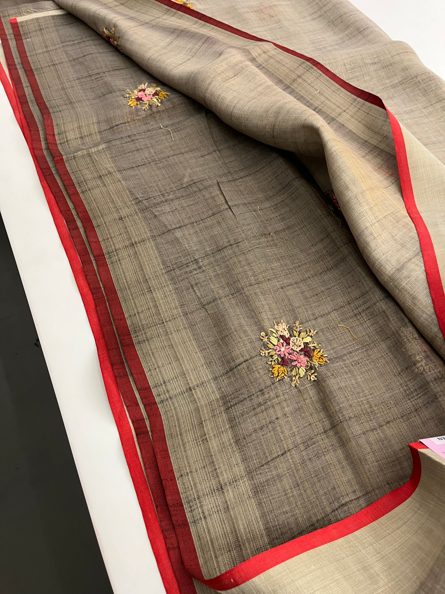 Linen Embroidery Fancy