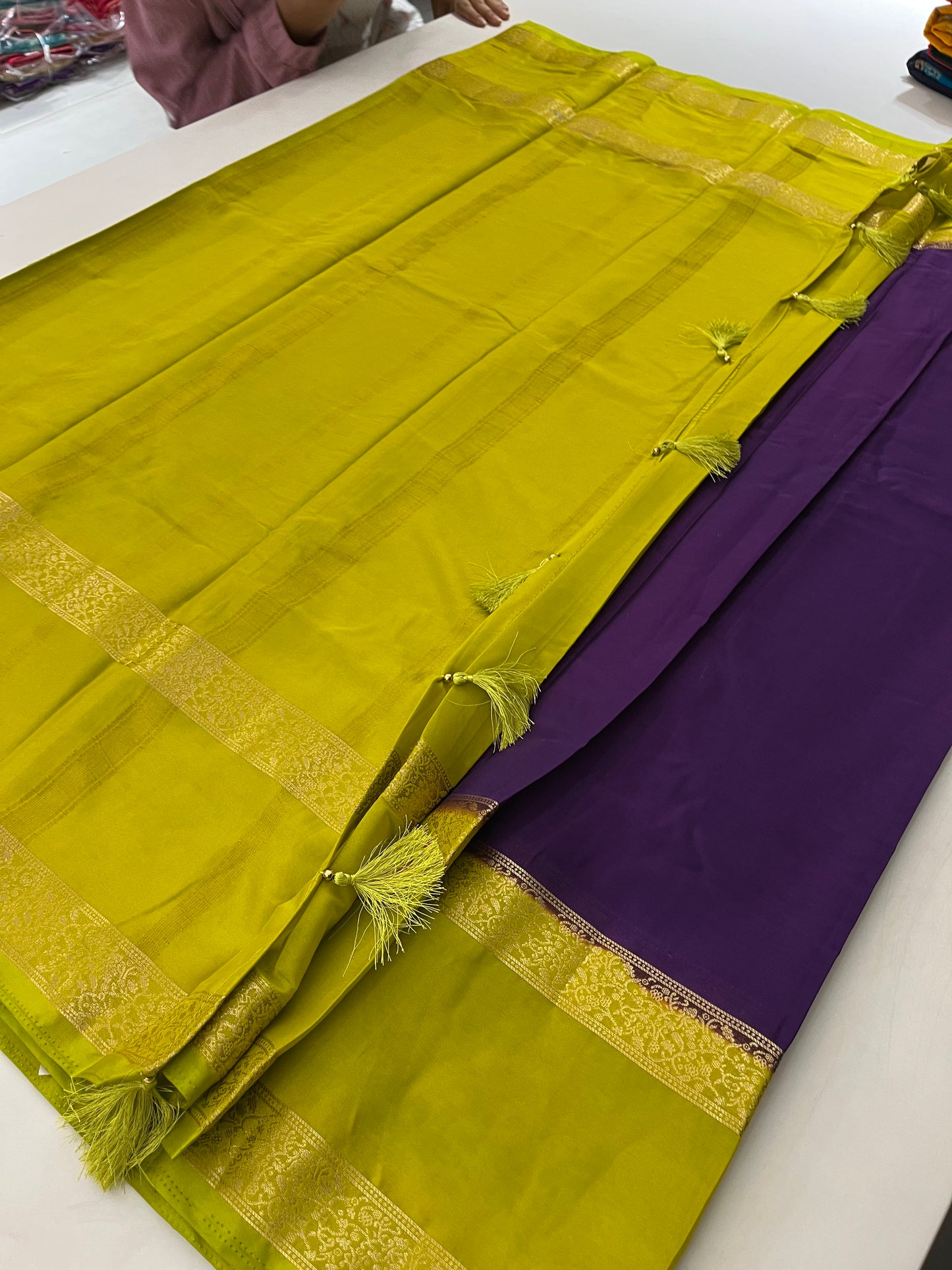 Ju9 Semi Mysore Silk