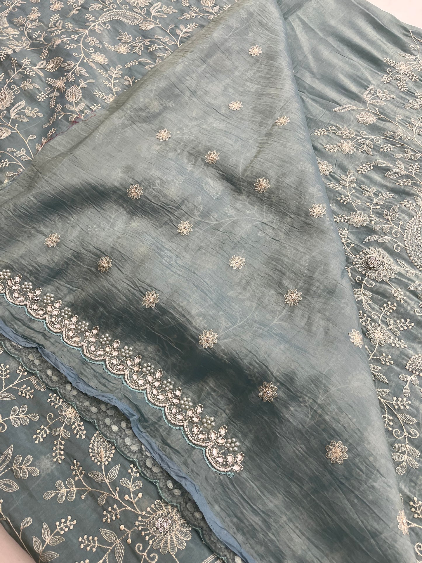 MA15 Organza full work