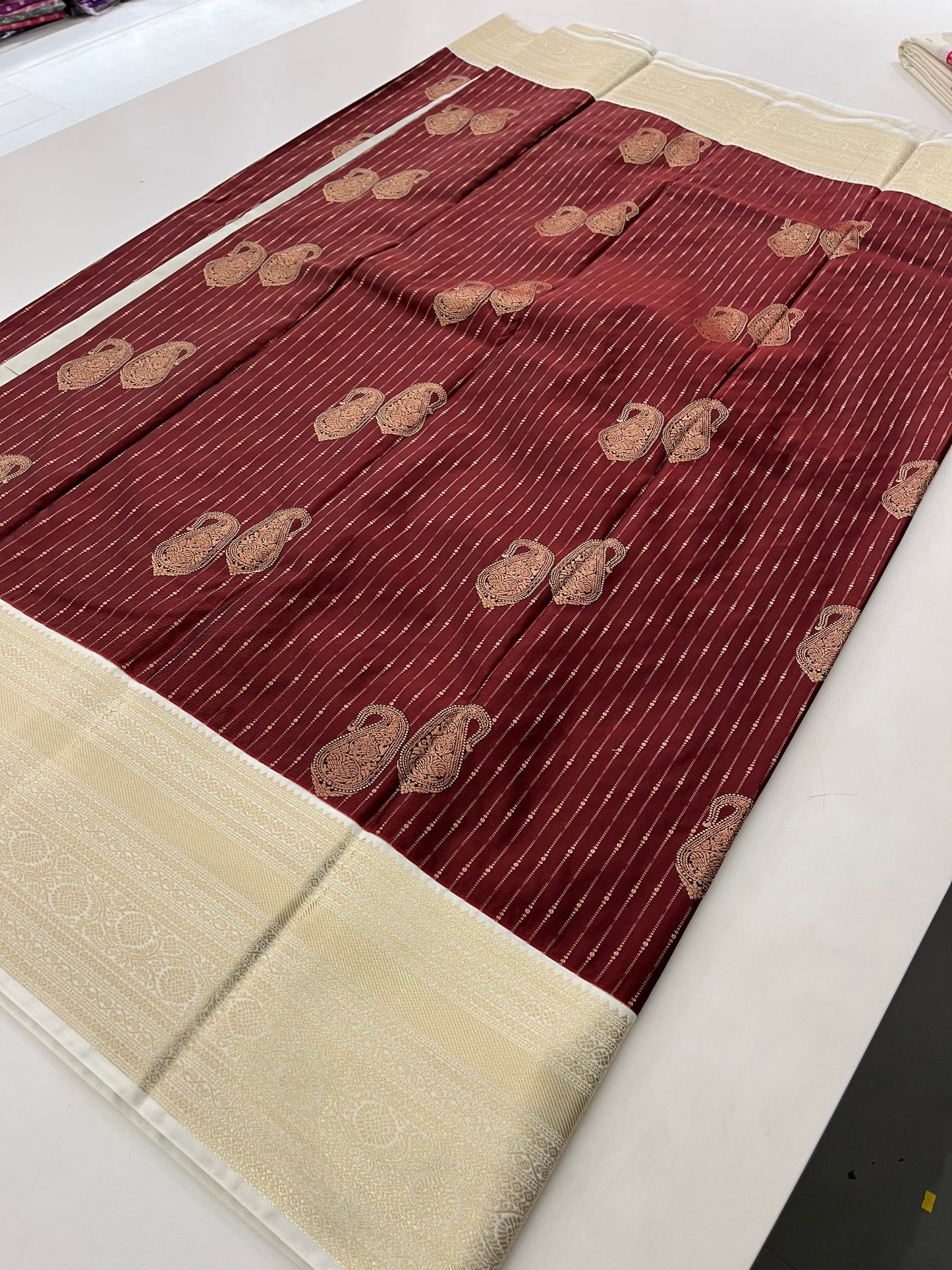 Ju9 Semi Silk