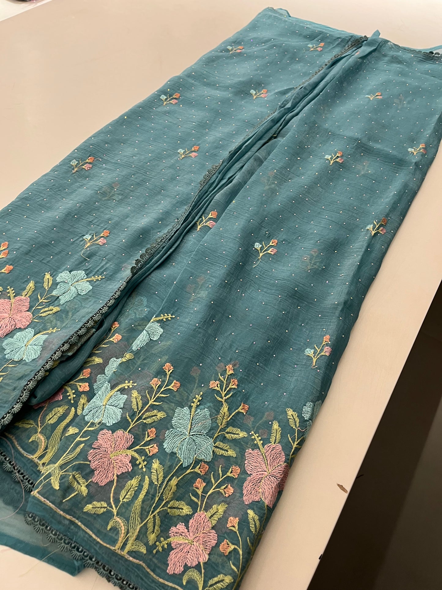 Ju9 Soft Organza Embroidery