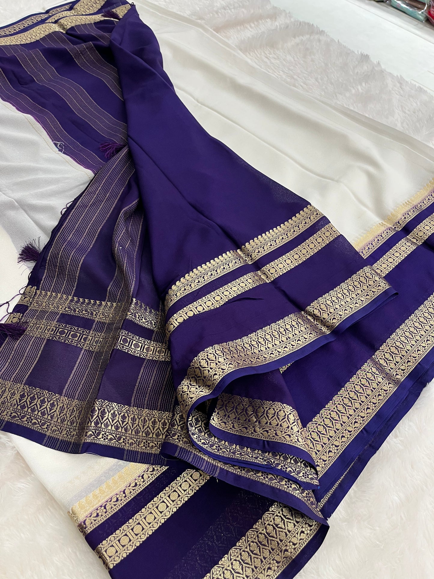 Ap26-White with X Purple Dola