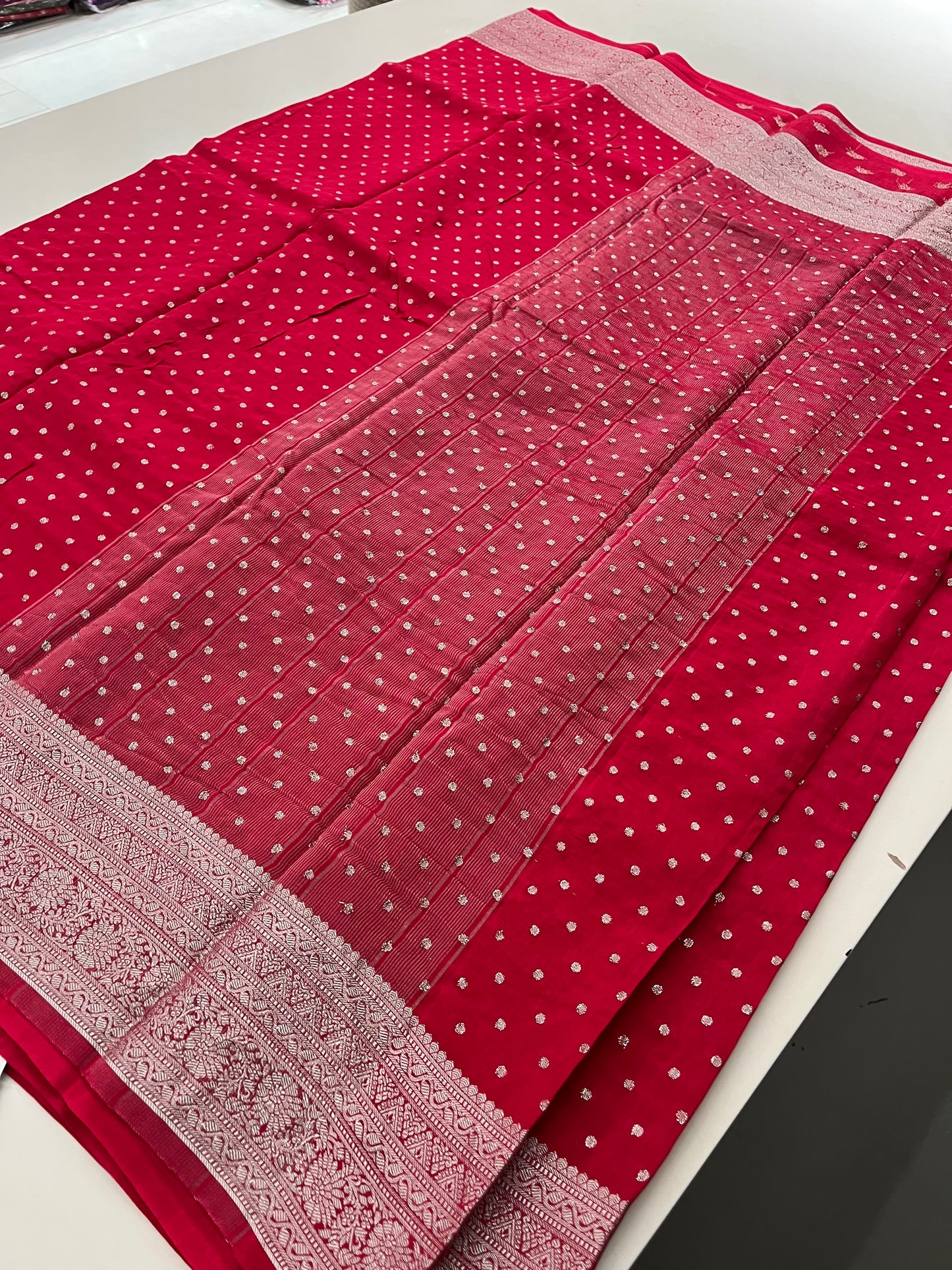 Ju9 Banarasi Crepe Silver