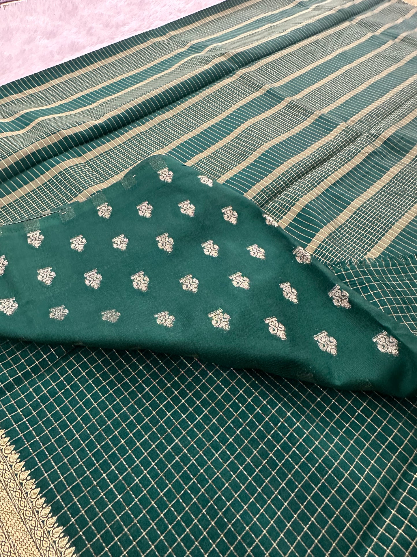 Semi Crape Fancy-M17