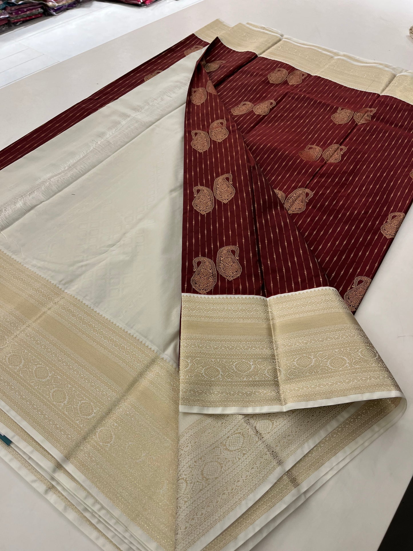 Ju9 Semi Silk