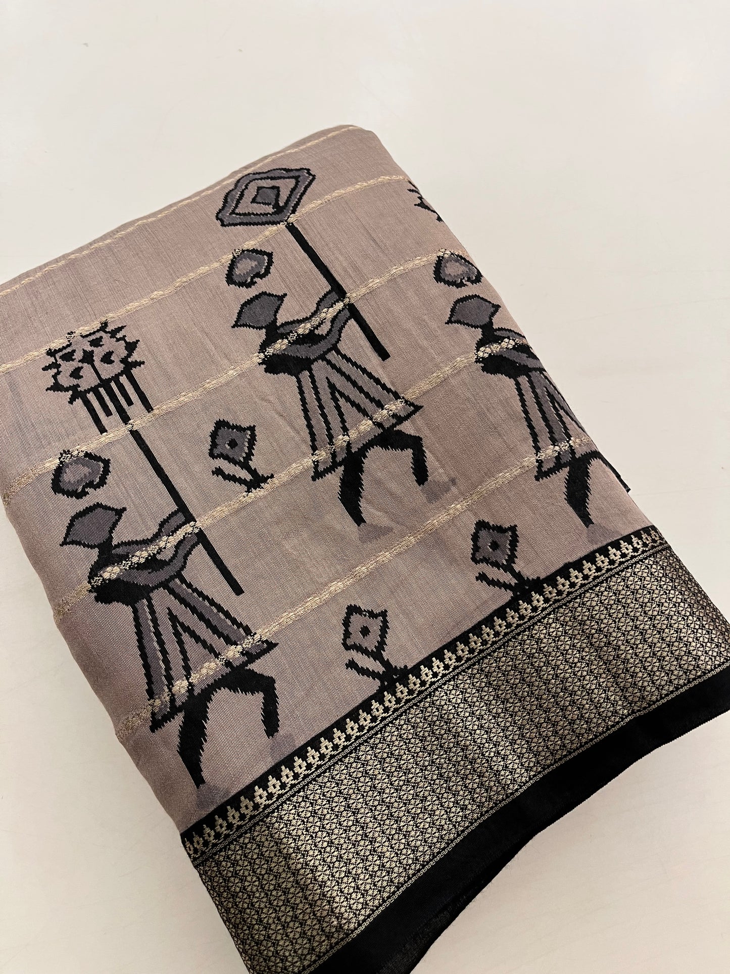 Rajasthan folk print fancy saree