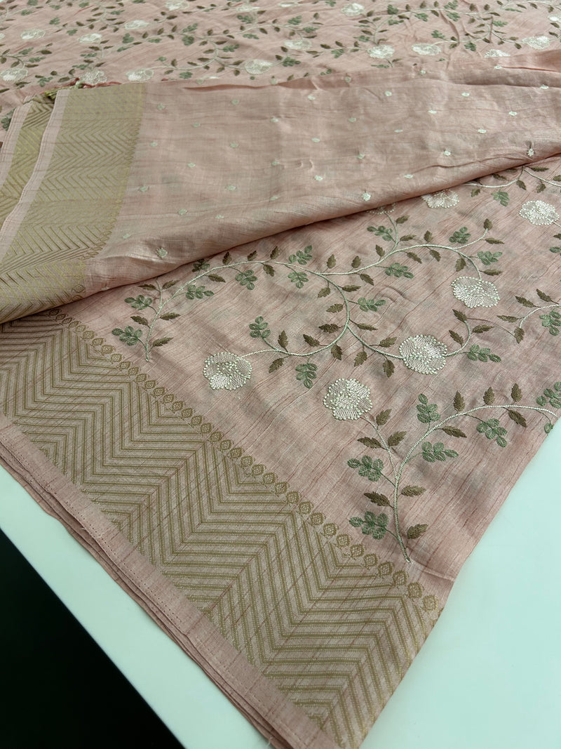 🌹Tussar Silk Sarees in Full Embroidery Work With Self Pattern Blouse 🌹
JU23