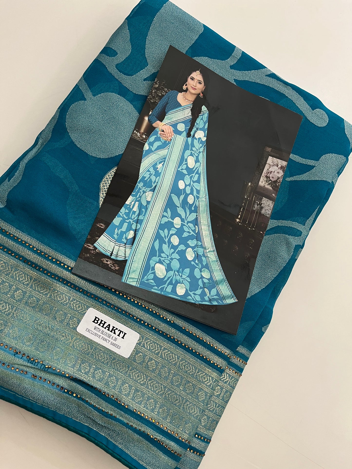 1112 ✨ Brosso fancy saree✨✨