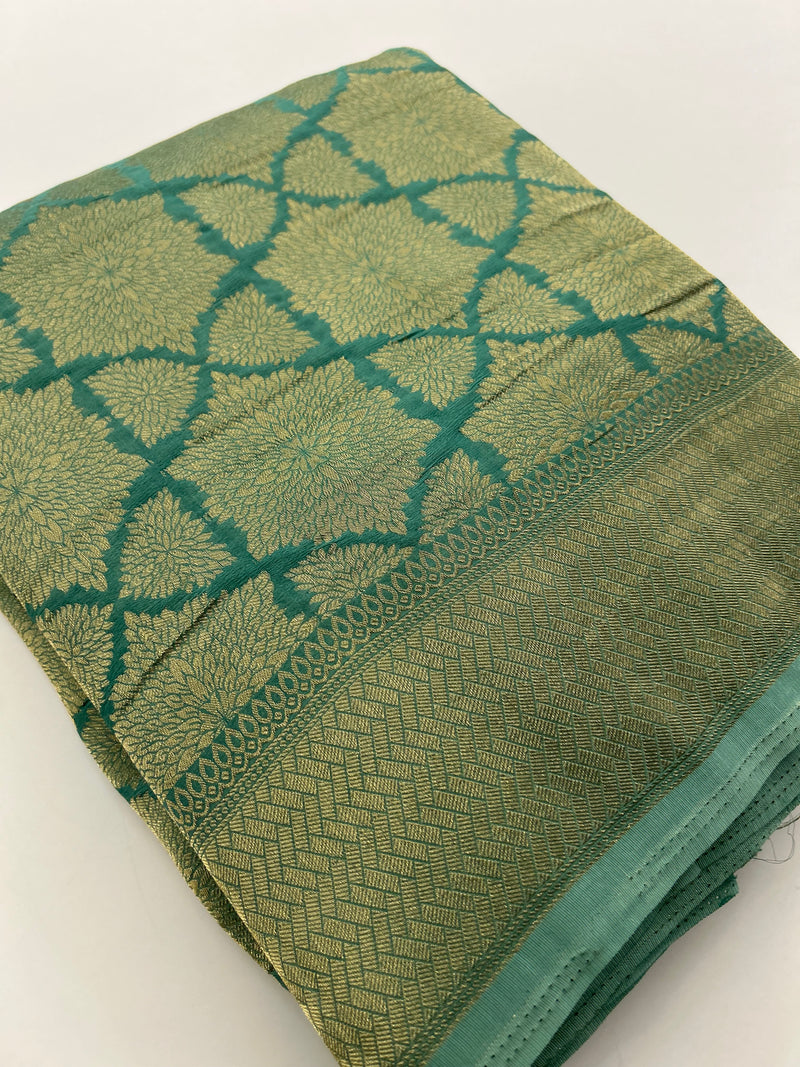 Rich Fancy Georgette Viscose Saree in Pastels and a Dark Shade♥️
Comes with Brocade buttas and butti self blouse ♥️ JU21 (Copy) (Copy) (Copy)