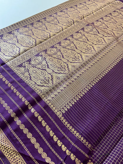 Crape Banarasi Checks Contrast