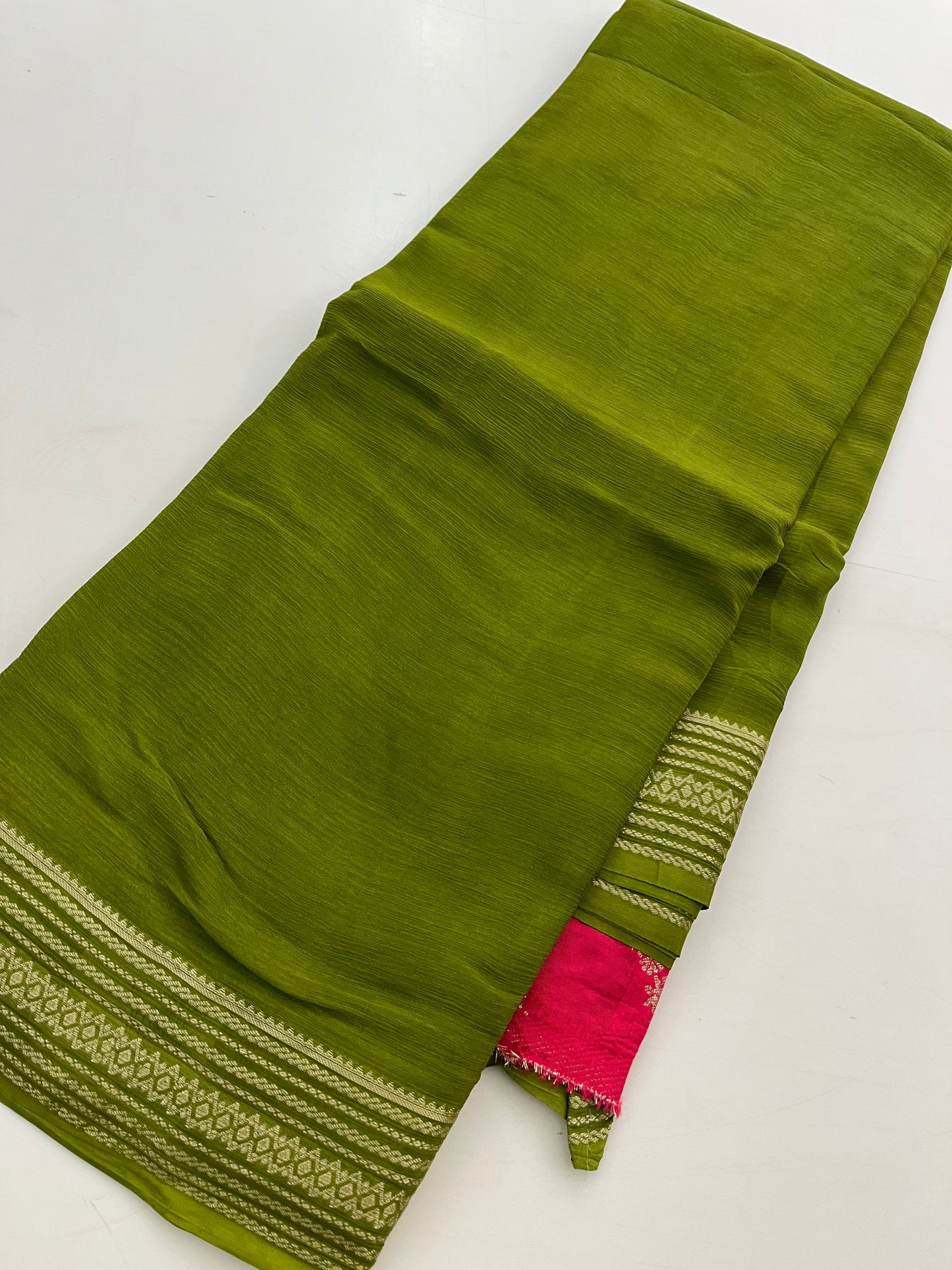 Premium Crepe Chinnon