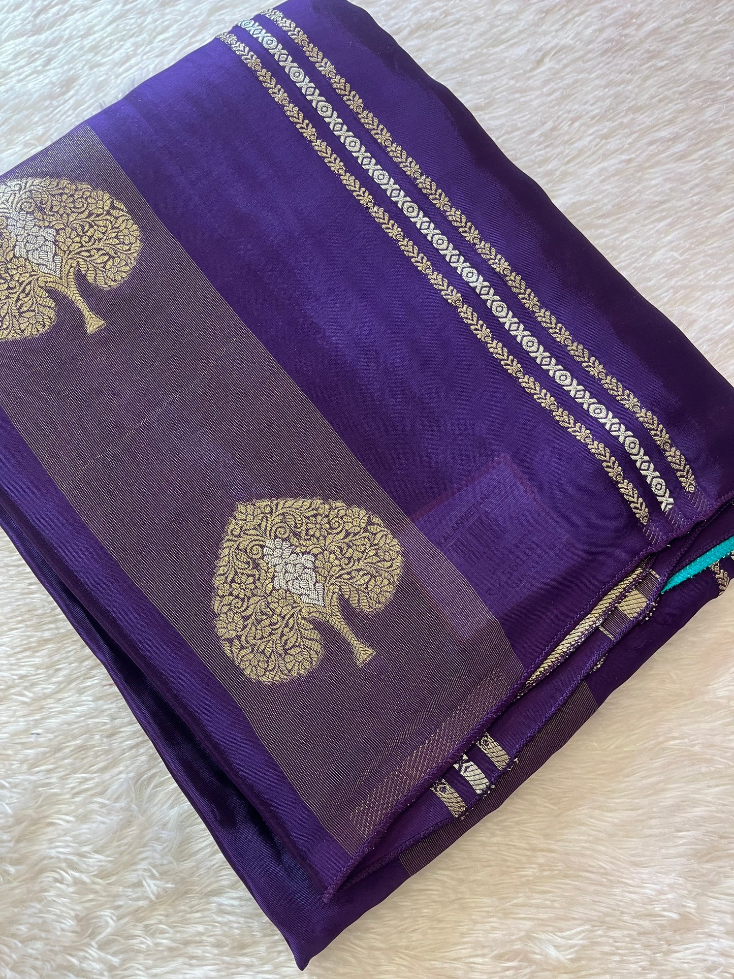 Fancy Chinnon Borderless