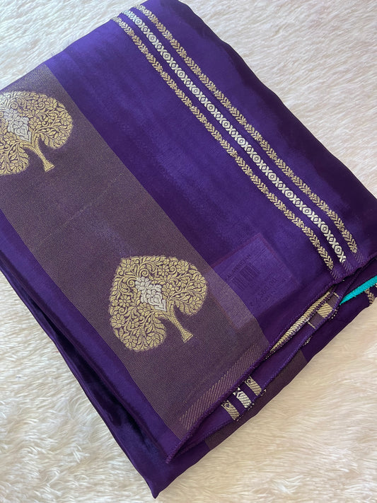 Fancy Chinnon Borderless