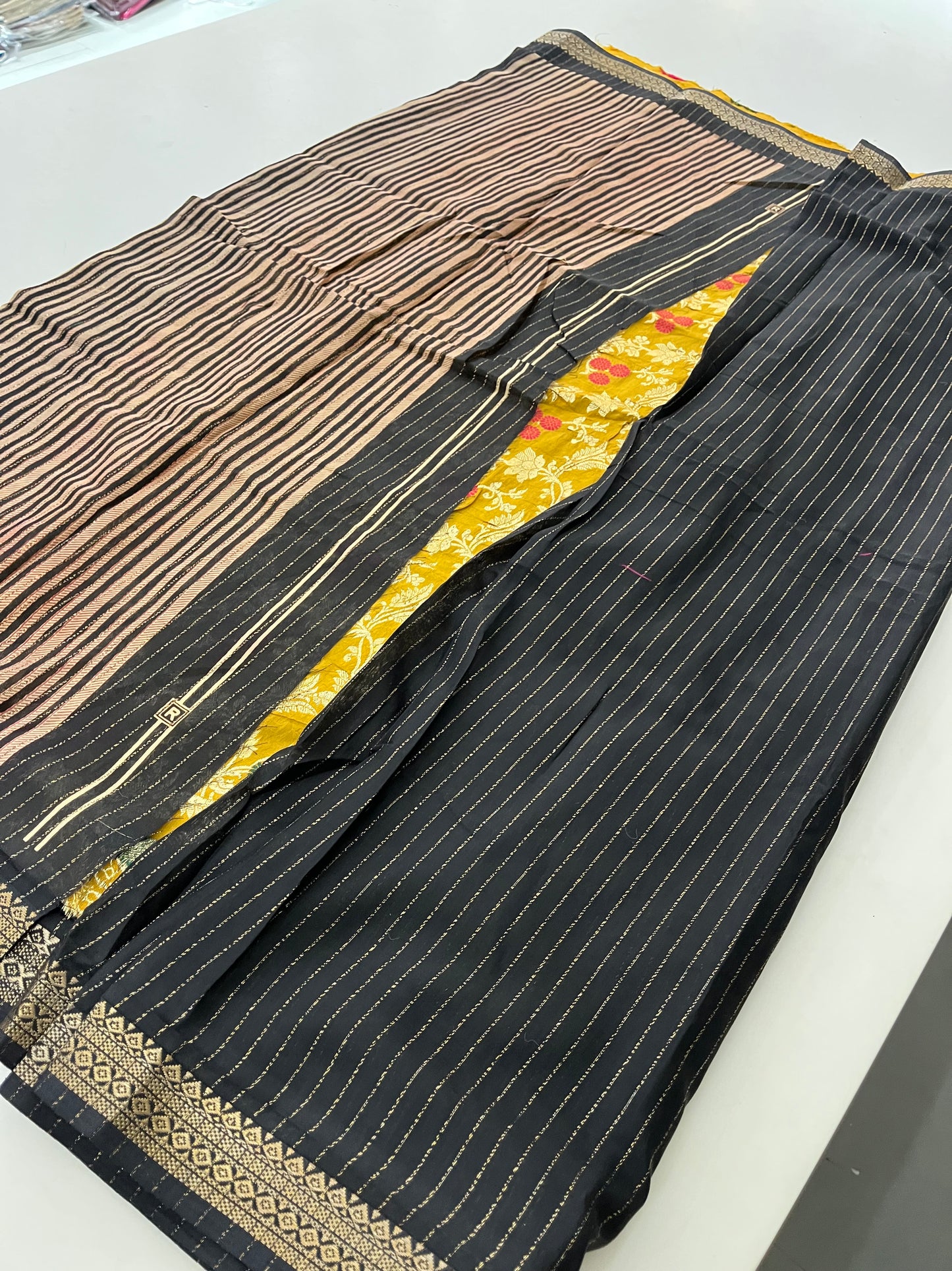 Tussar Zari Lines