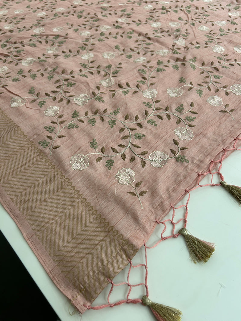 🌹Tussar Silk Sarees in Full Embroidery Work With Self Pattern Blouse 🌹
JU23