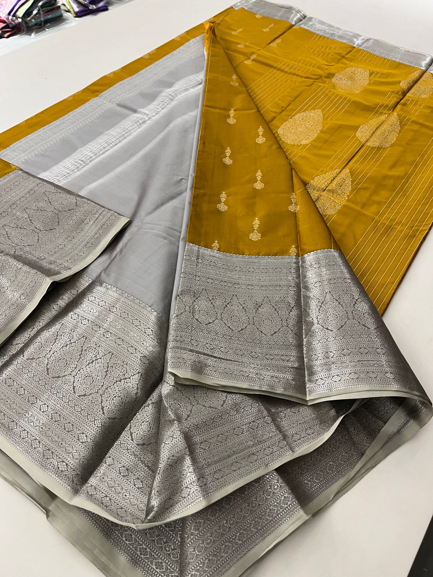 Jun22 Semi Kanchi Silk