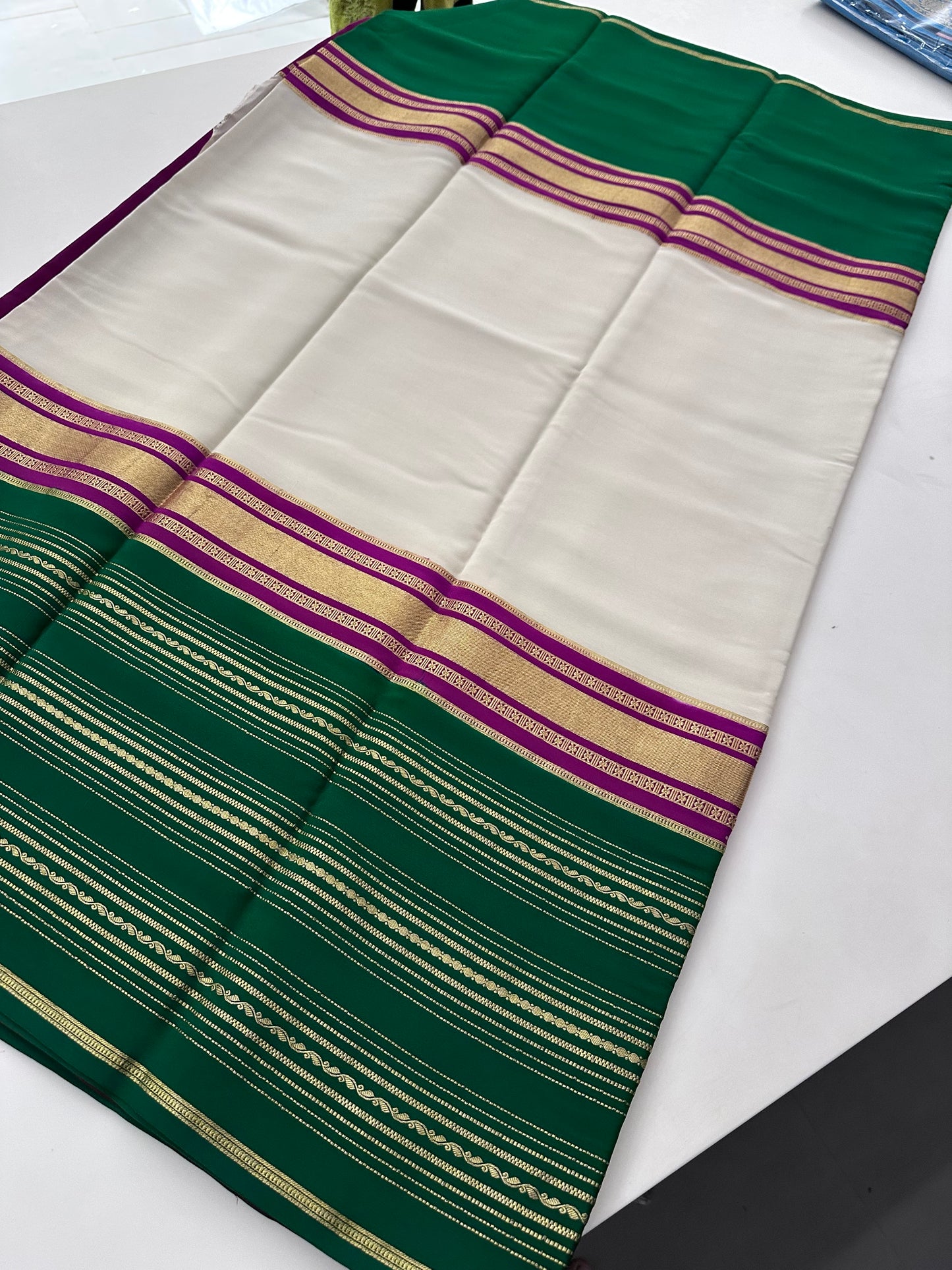 1511 Pure Mysore crape Silk 100 GSM