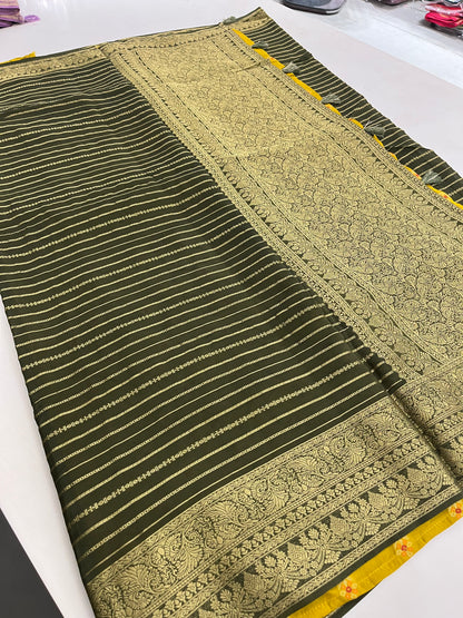 MA15 Banarasi crape