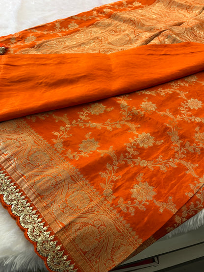 Banarasi Brocade Fancy scallop Border