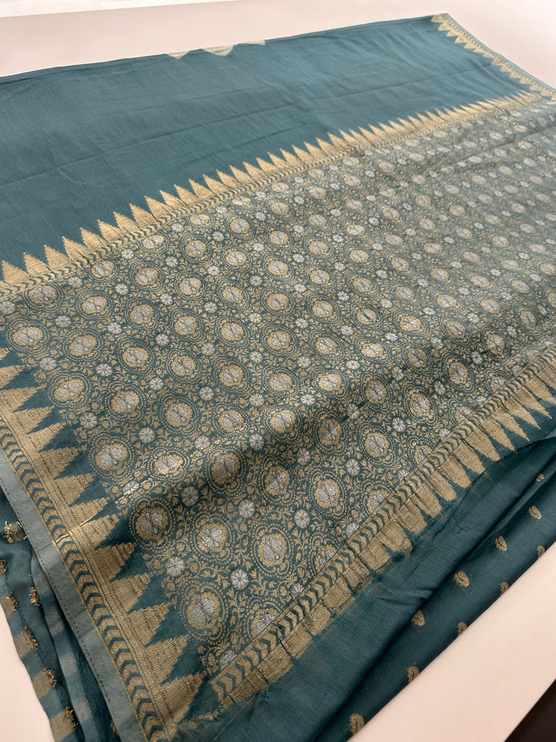 🌹Beautiful Soft Georgette Sarees,, Centric Weaving Big Floral Buttas all over,, self blouse with butties 🌹 JU27