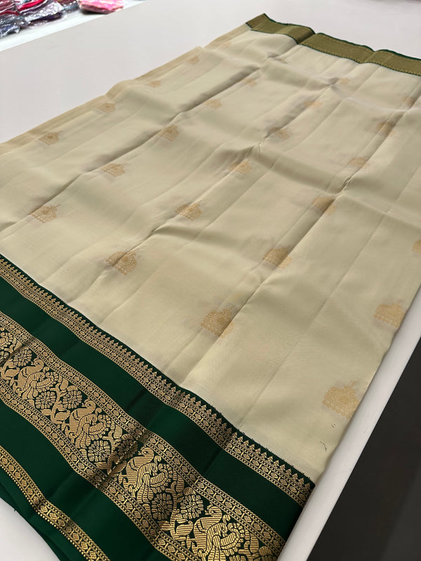 Cream x Bottle Green Kanjeevaram Silk Saree - AU14
