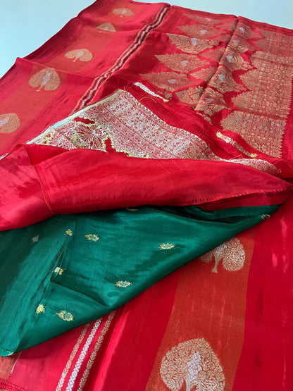 Fancy Chinnon Borderless