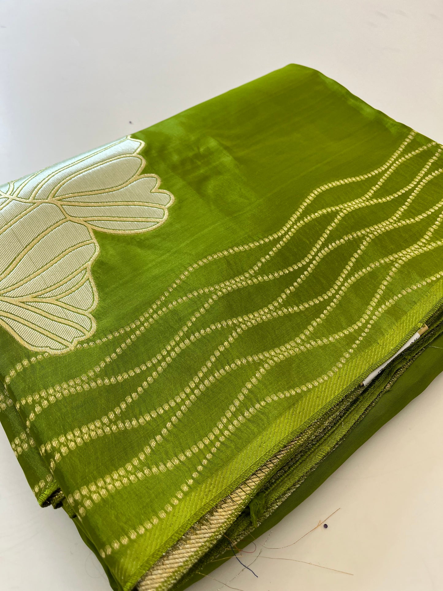 Chinnon Silk Premium Lily Green Red