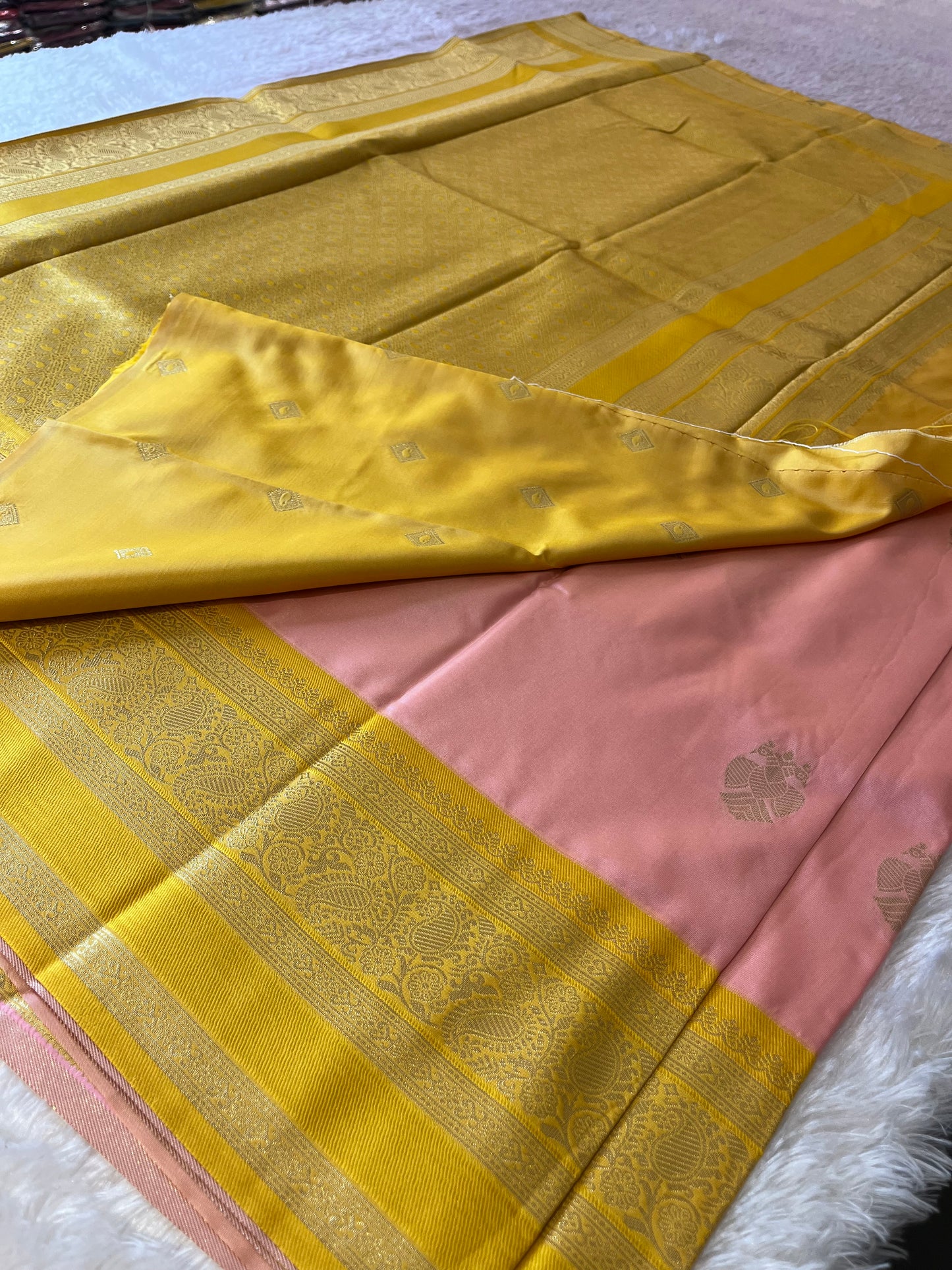 Valkalam silk