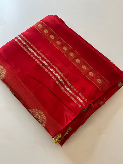 Fancy Chinnon Borderless