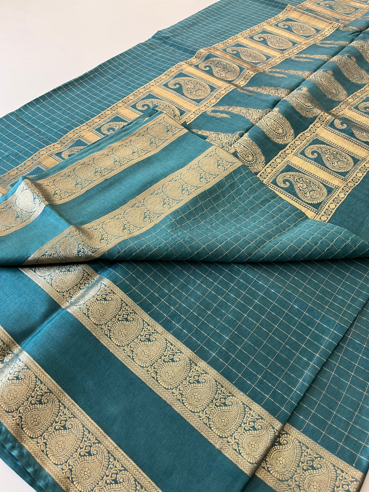 Banarasi Viscose family