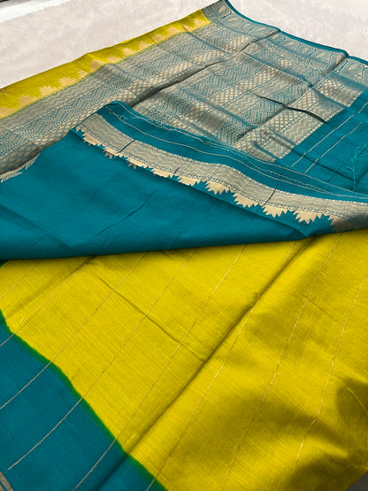 Crape Sparrow Buttas Fancy -F8