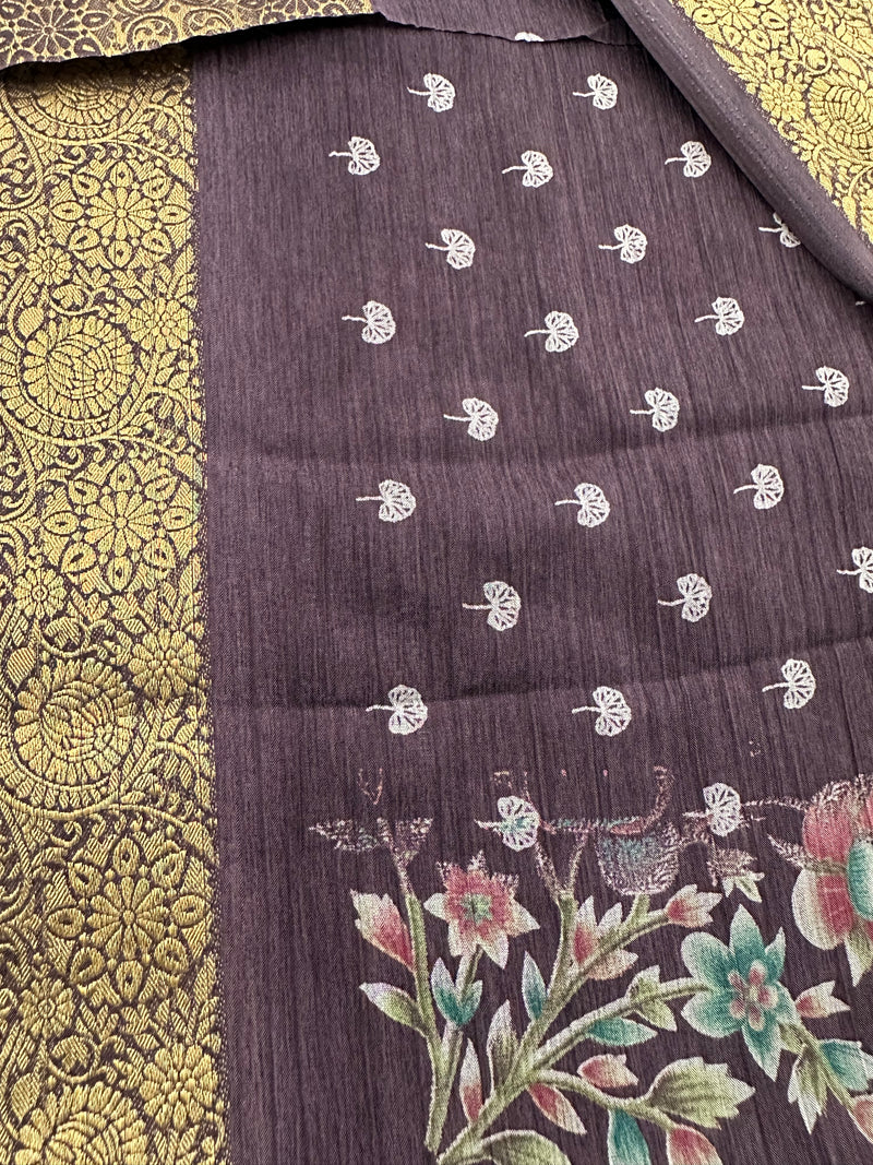 Crush Crape Chiffon Printed Sarees With self Butti Printed Blouse Piece🌹- J29