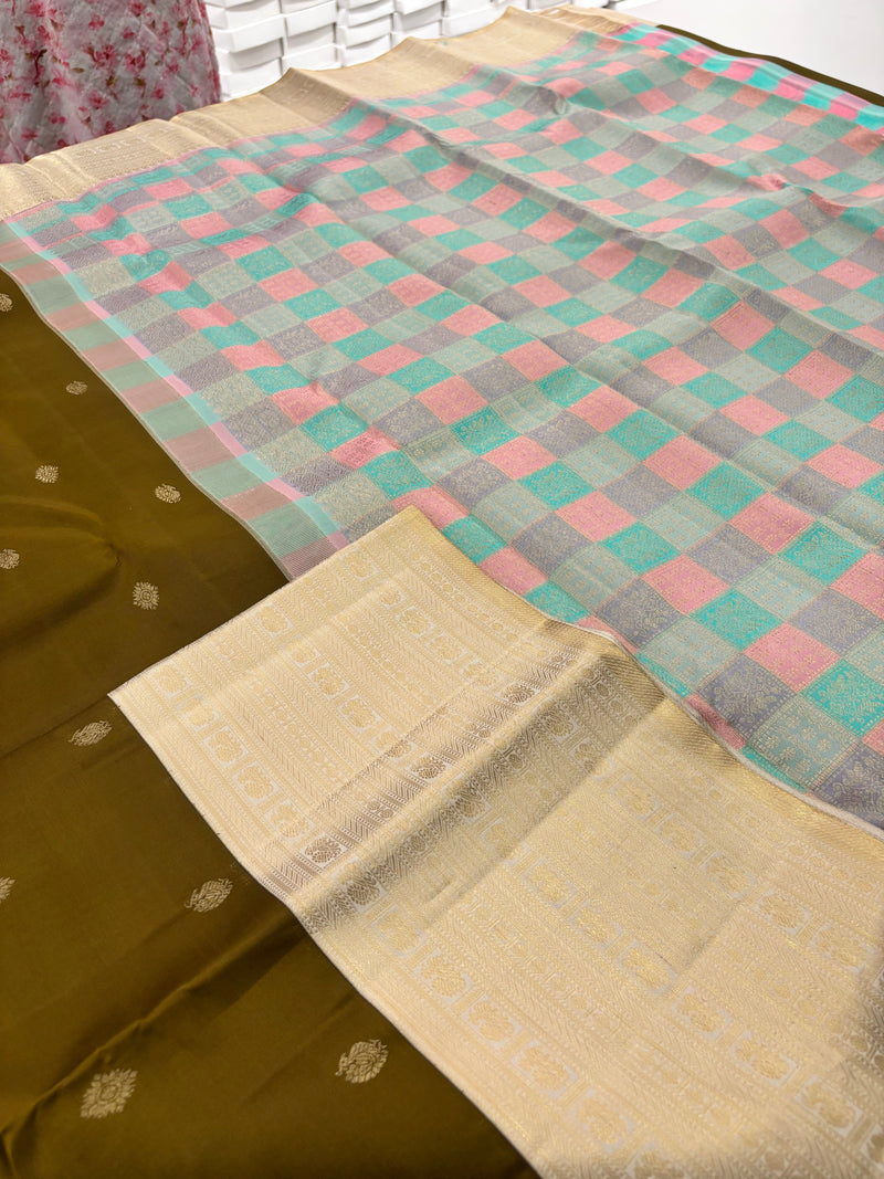Pure Handloom Kanjeevaram Tissue Brocade Pallu and Blouse Designer Piece