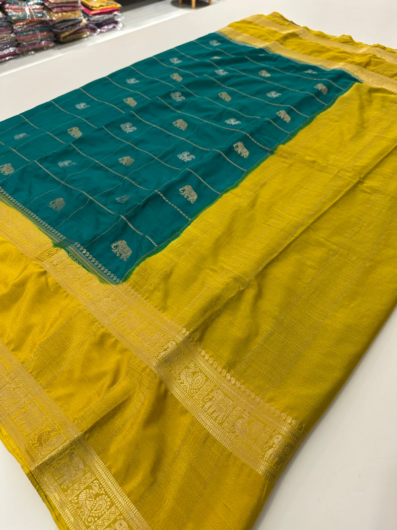 Premium Semi Mysore Silk sarees with silver and gold weavings and contrast blouse piece🌹-AU9
