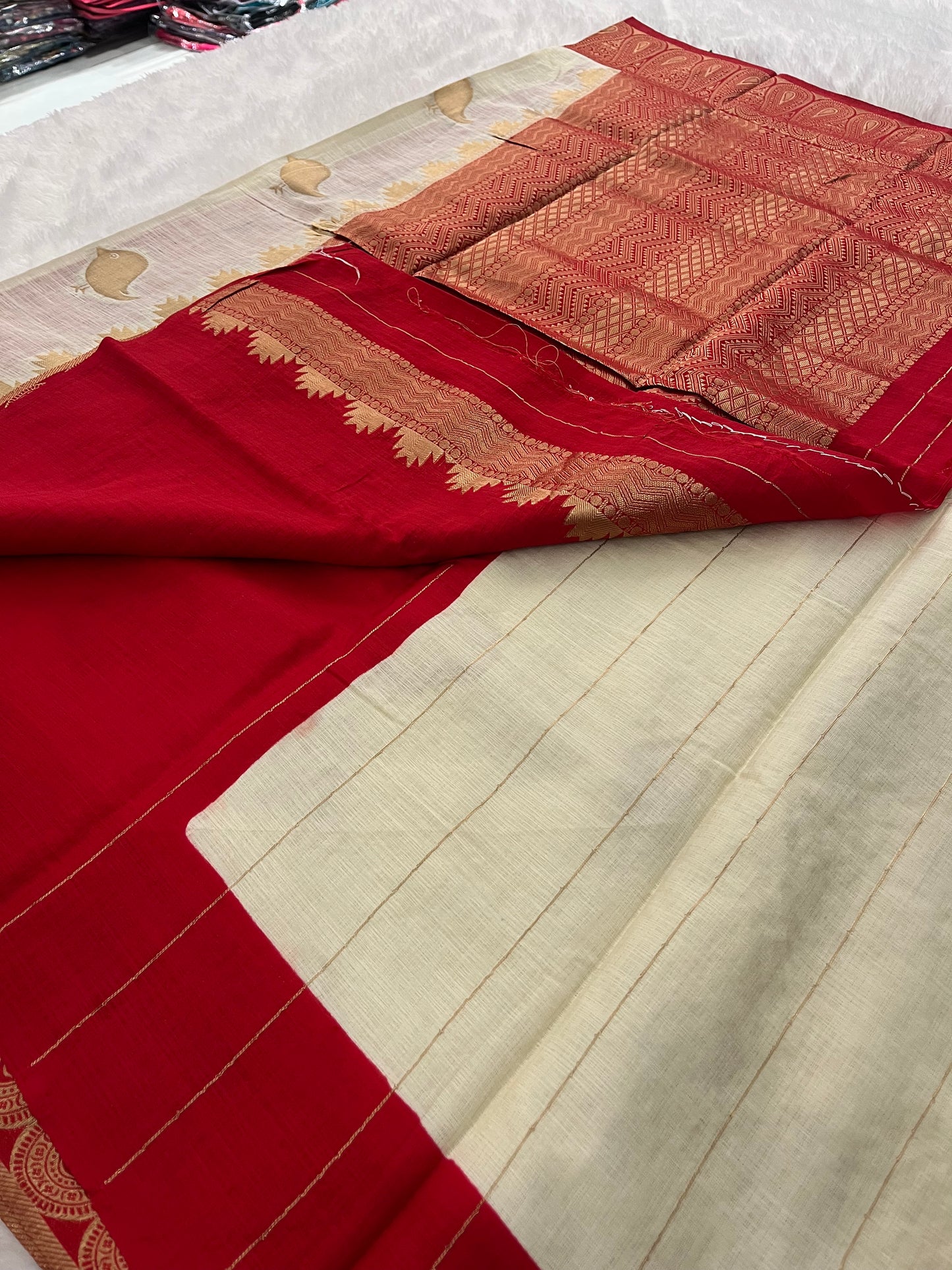 Crape Sparrow Buttas Fancy -F8