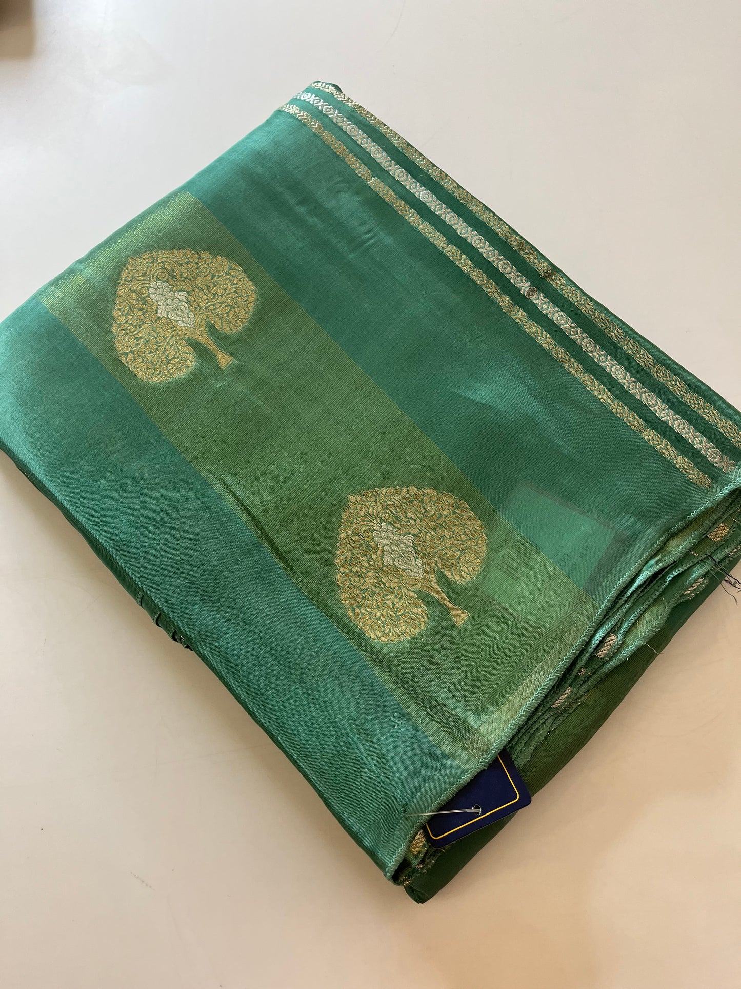 Fancy Chinnon Borderless