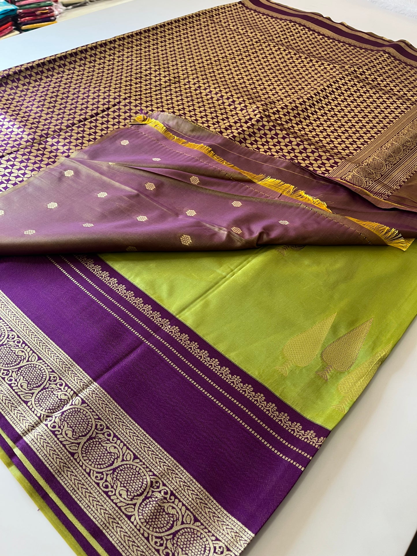 Valkalam Silk