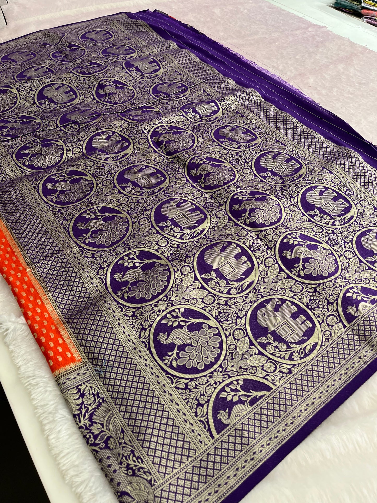 Kaddi Banarsi Small Butties Fancy