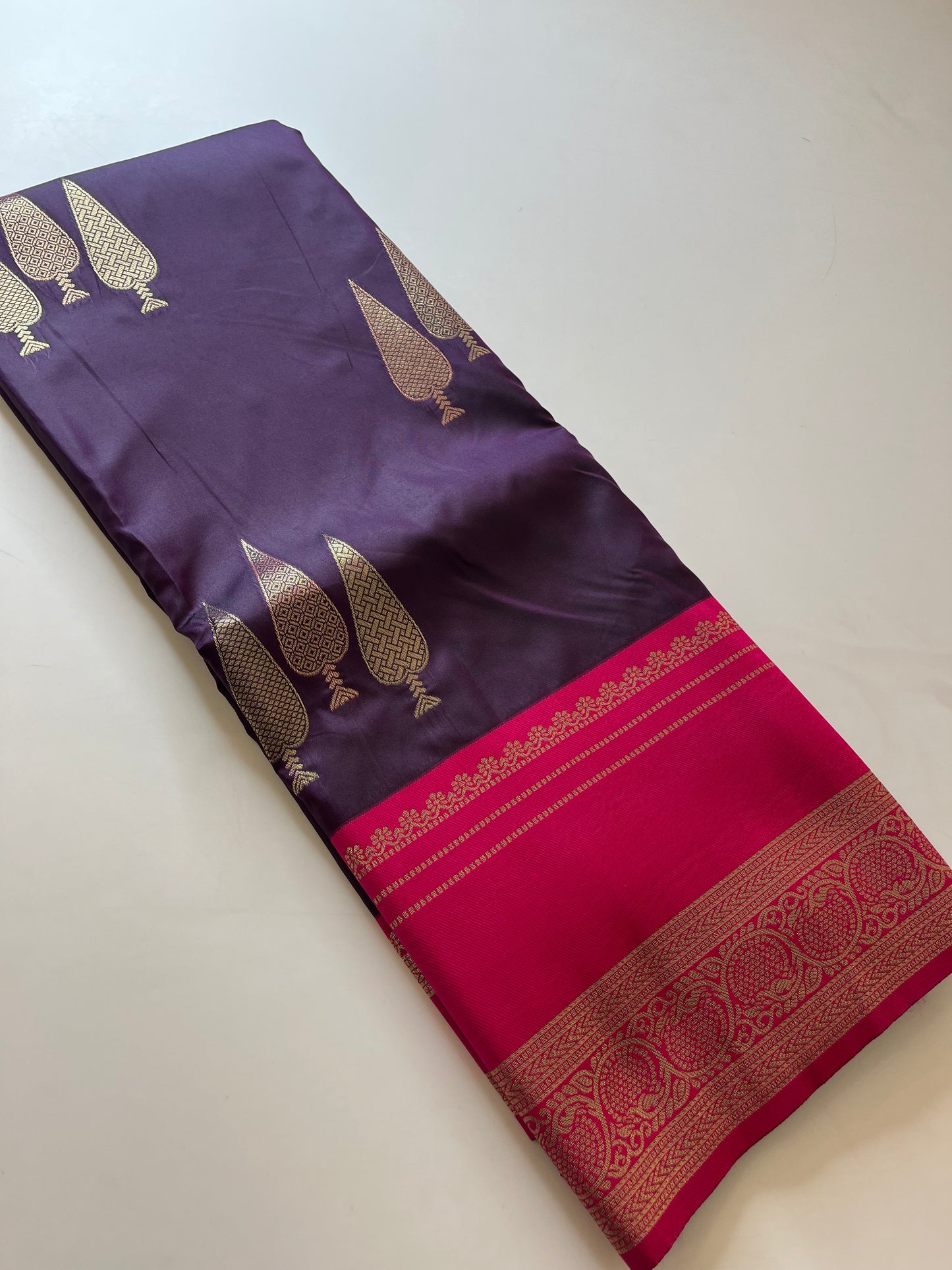 Valkalam Silk