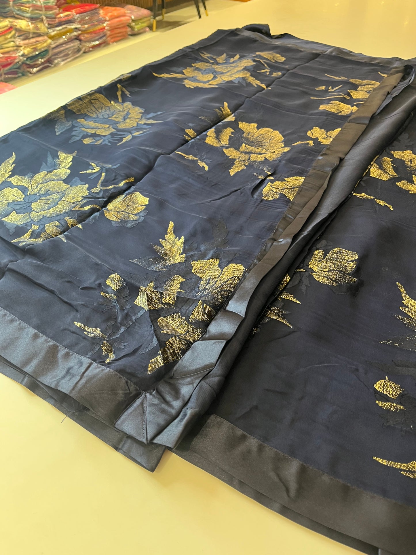 Brosso Chiffon satin Border Premium