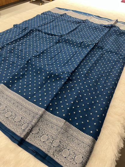 M7 Silver Dots kaddi fancy